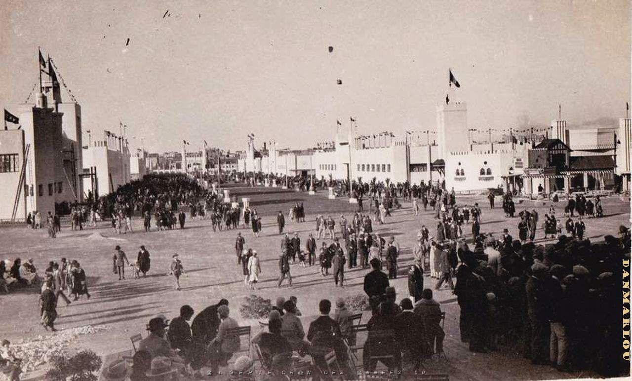DE pb- Exposition 1930- 014.jpg
